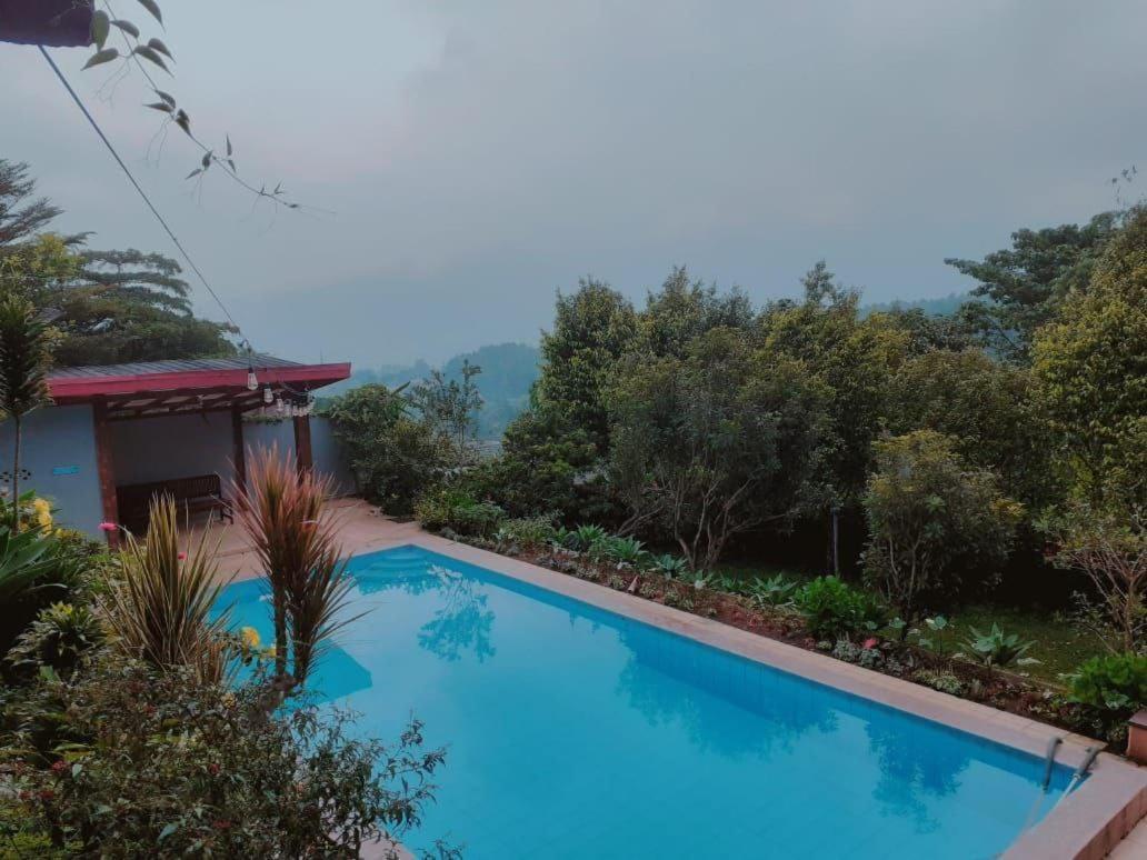 Villa Bata Merah By Spazie Paragajen Εξωτερικό φωτογραφία